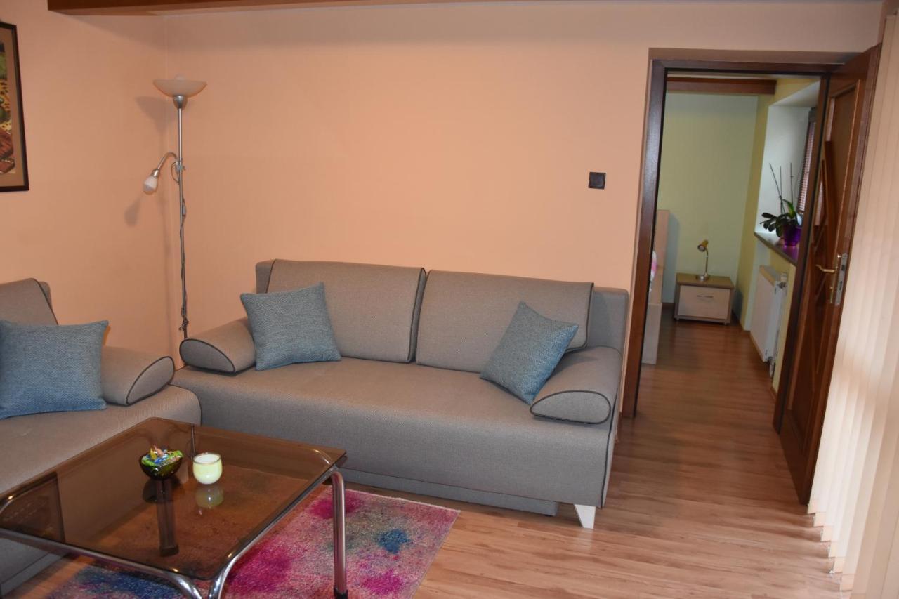Appartement Dafinka à Banská Bystrica Extérieur photo