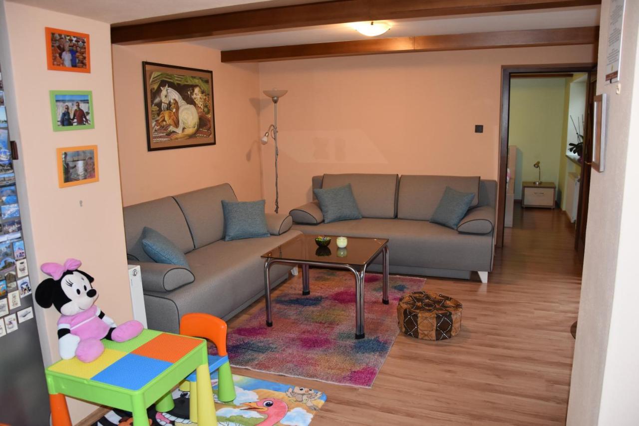 Appartement Dafinka à Banská Bystrica Extérieur photo