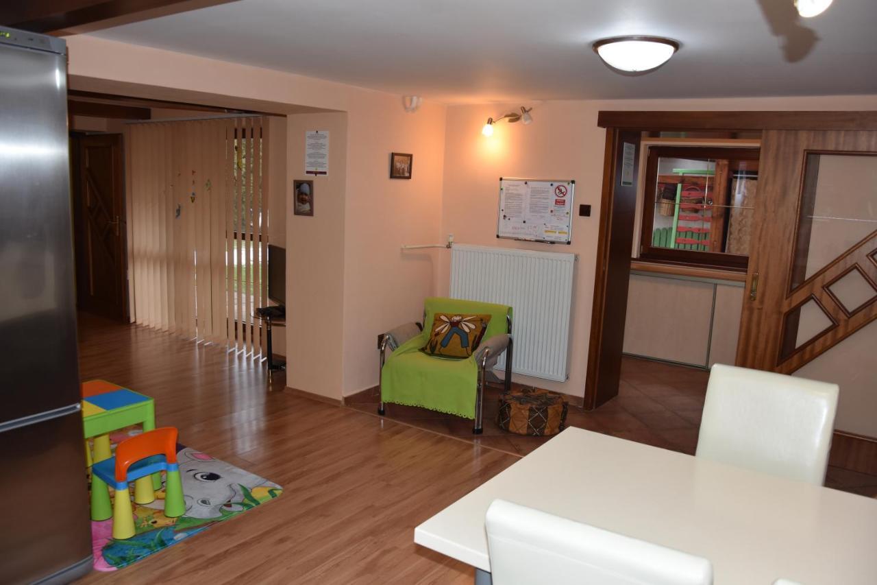 Appartement Dafinka à Banská Bystrica Extérieur photo